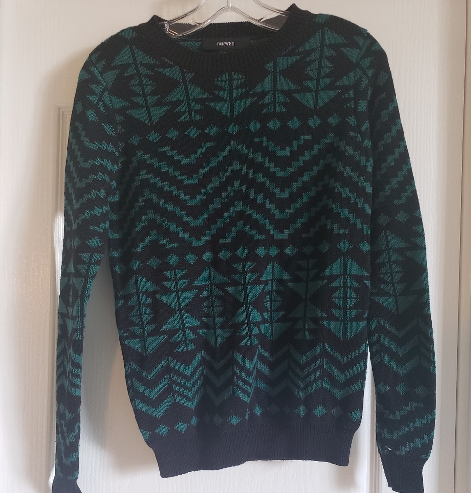 F21 • geometric zigzag print sweater